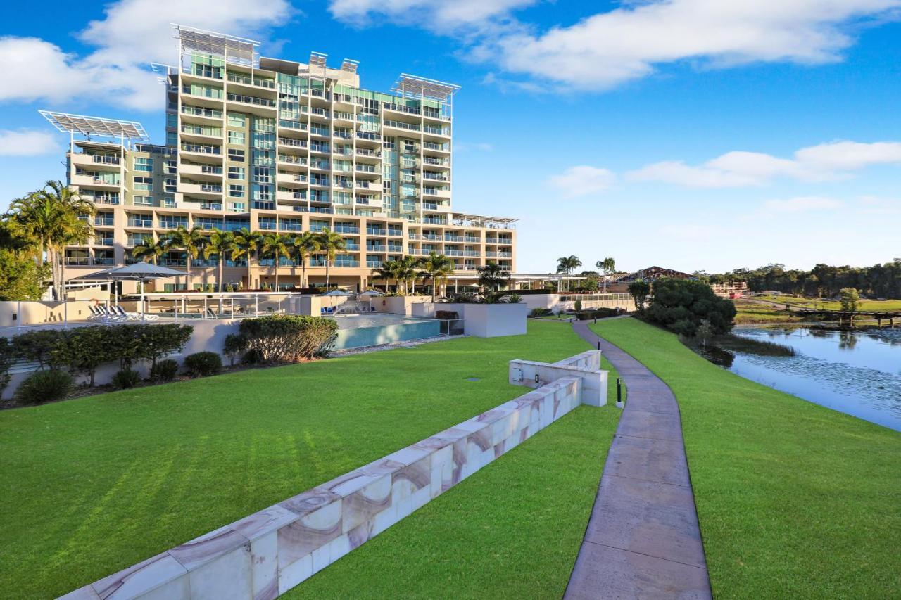 Pelican Waters Golf Resort Sunshine Coast Caloundra Exterior photo
