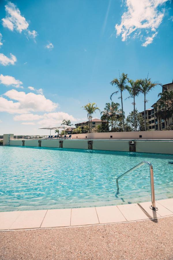 Pelican Waters Golf Resort Sunshine Coast Caloundra Exterior photo