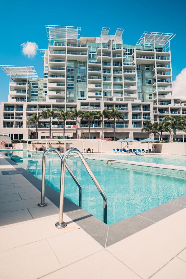 Pelican Waters Golf Resort Sunshine Coast Caloundra Exterior photo