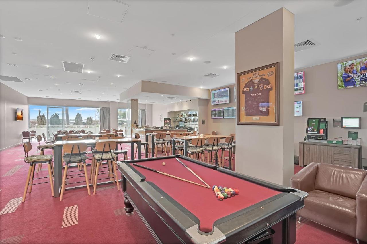 Pelican Waters Golf Resort Sunshine Coast Caloundra Exterior photo