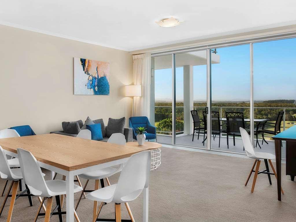 Pelican Waters Golf Resort Sunshine Coast Caloundra Room photo